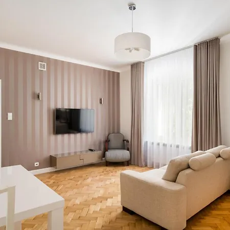 Royal Baths Bright By Bookinghost * ワルシャワ