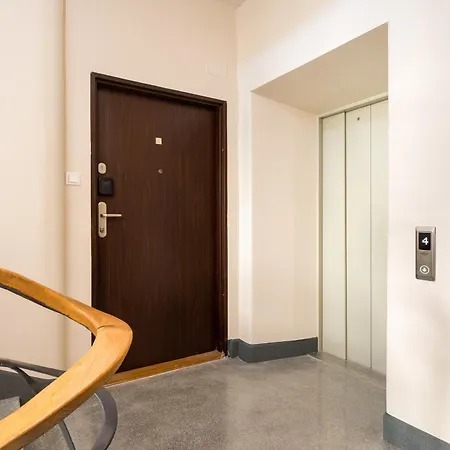 아파트 Royal Baths Bright By Bookinghost 바르샤바